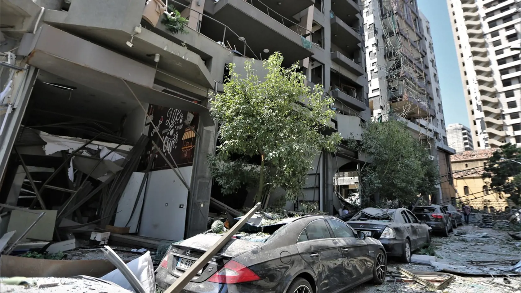 APOKALYPTICKÉ FOTO V Bejrúte explodovali tony vysoko výbušného priemyselného hnojiva.