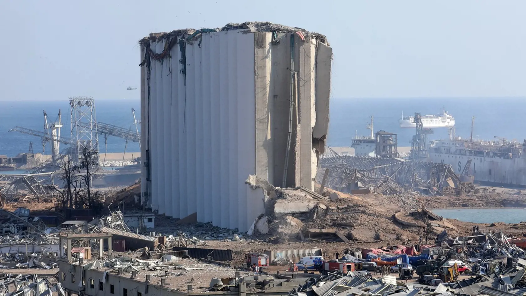 APOKALYPTICKÉ FOTO V Bejrúte explodovali tony vysoko výbušného priemyselného hnojiva.