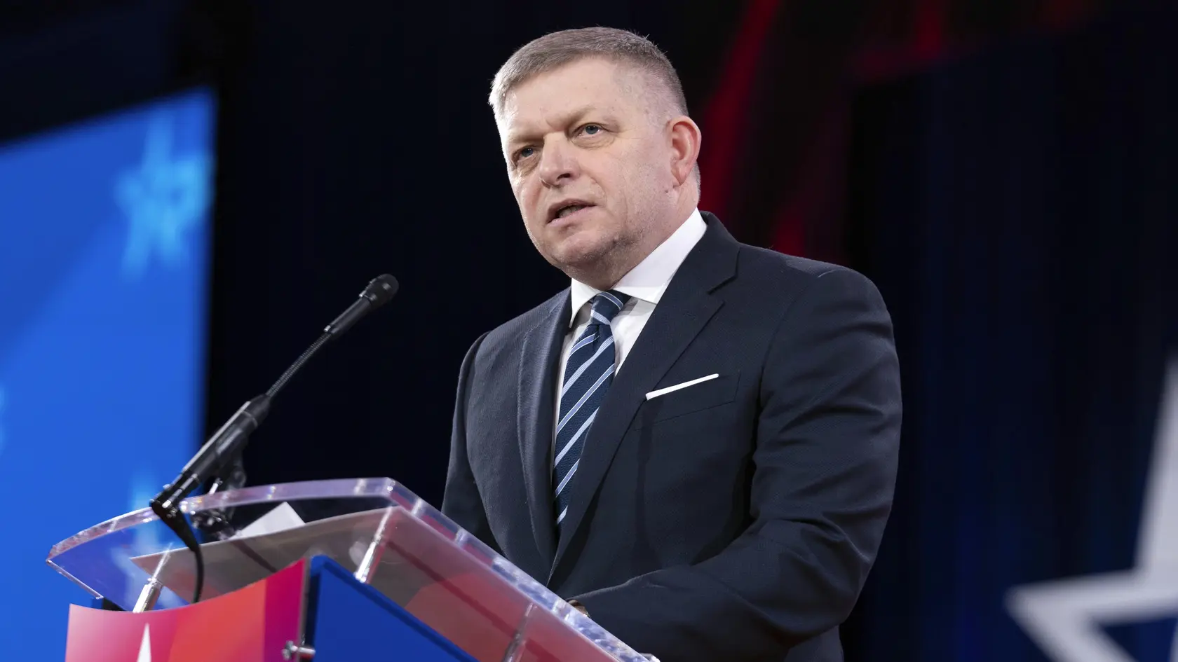 Premiér SR Robert Fico.