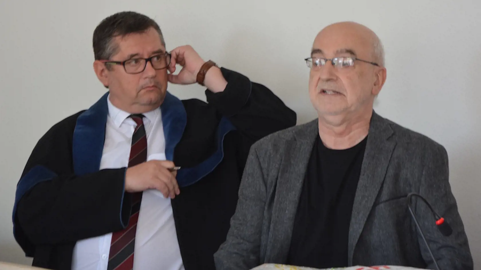 Kanadský vedec David Scheffel (63) sa v stredu 11. júla 2018 postavil pred senát prešovského súdu pre obžalobu z viacerých mravnostných skutkov.  Cíti sa nevinný, jeho obhajca bude žiadať oslobodenie spod obžaloby.