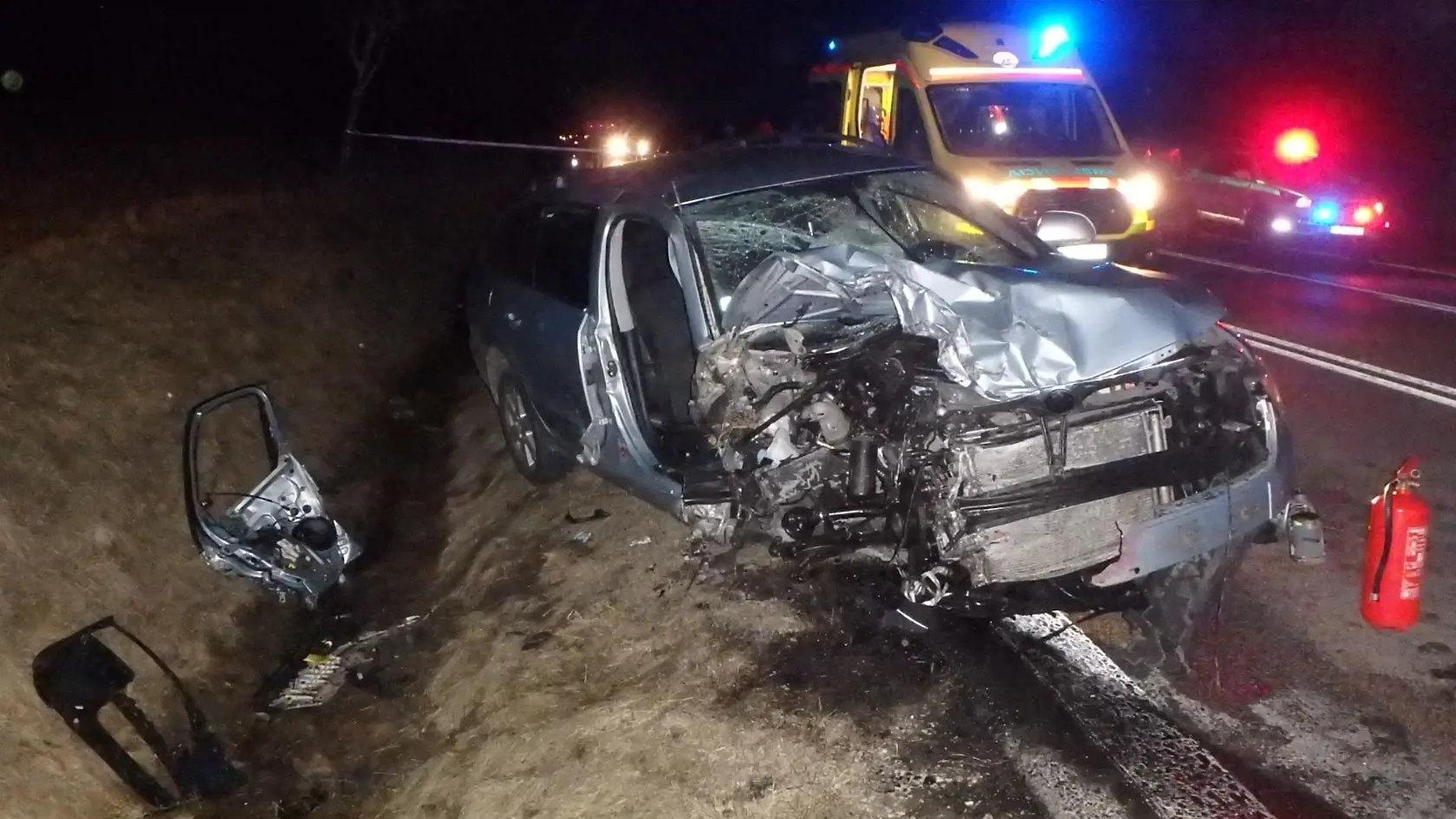Nehoda pri Bardejove si vyžiadala jeden mladý ľudský život. Jej príčinou bolo predbiehanie na plnej čiare na neprehľadnom úseku.