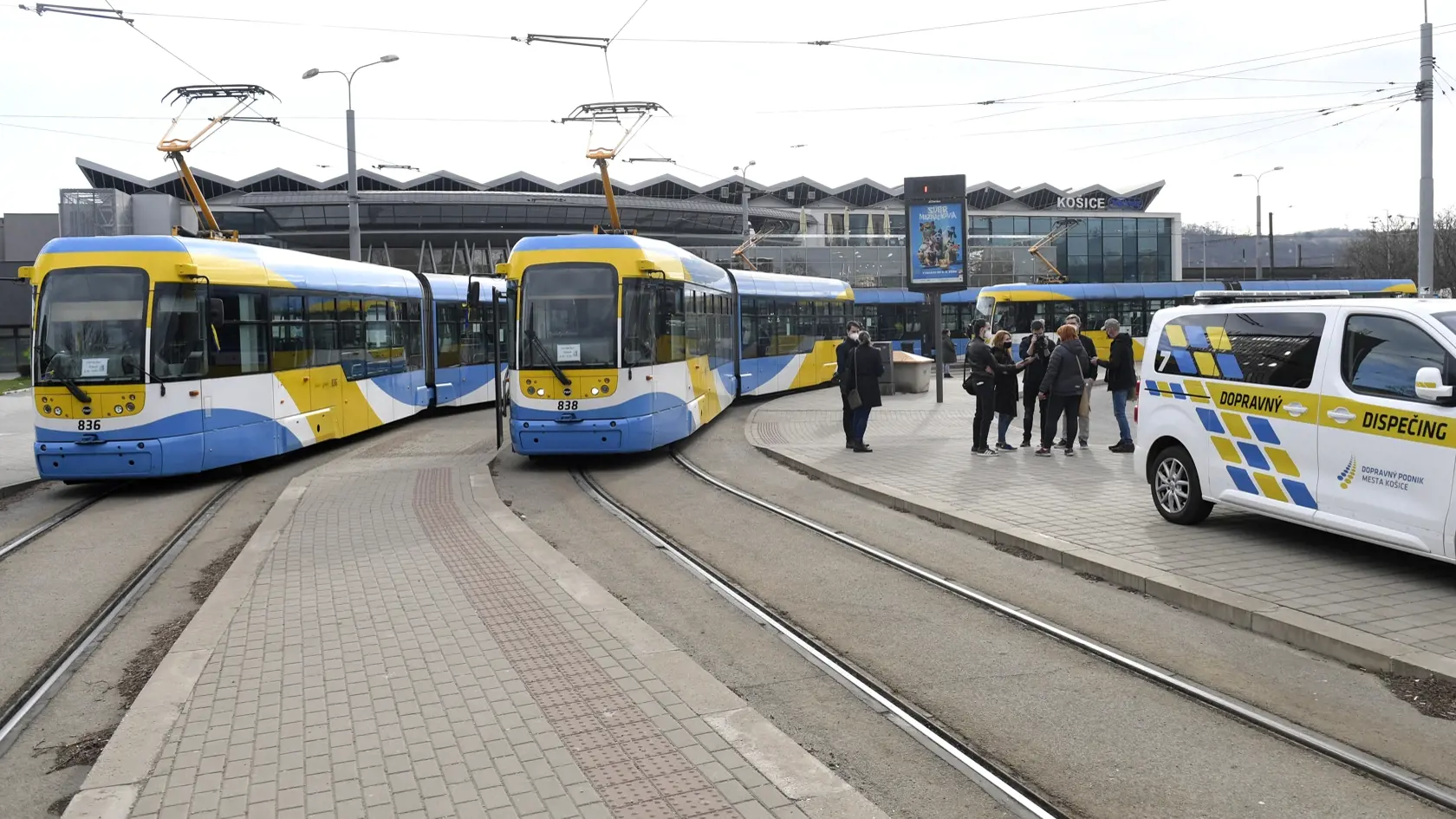 Cestujúci košickou mestskou hromadnou dopravou si od júna tohto roka priplatia.
