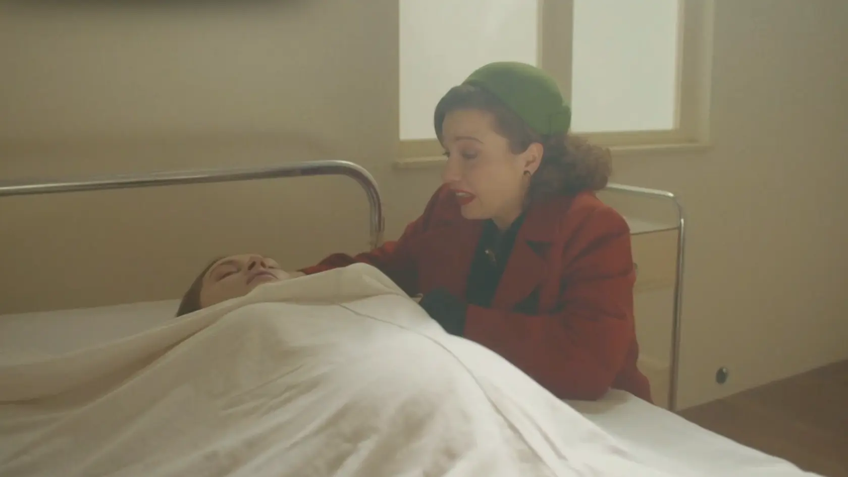 Keď Alenka zbadala telo mŕtvej sestry, zrútila sa a začala nekontrolovateľne plakať a kričať.