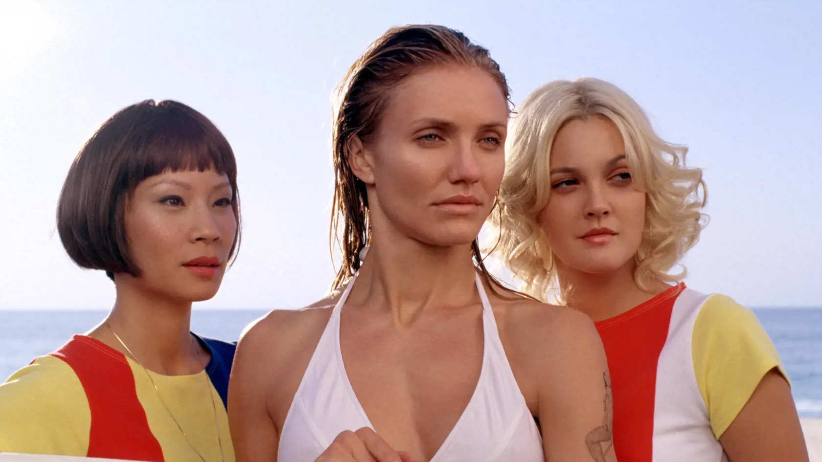 Drew Barrymore vo filme Charlieho anjeli.