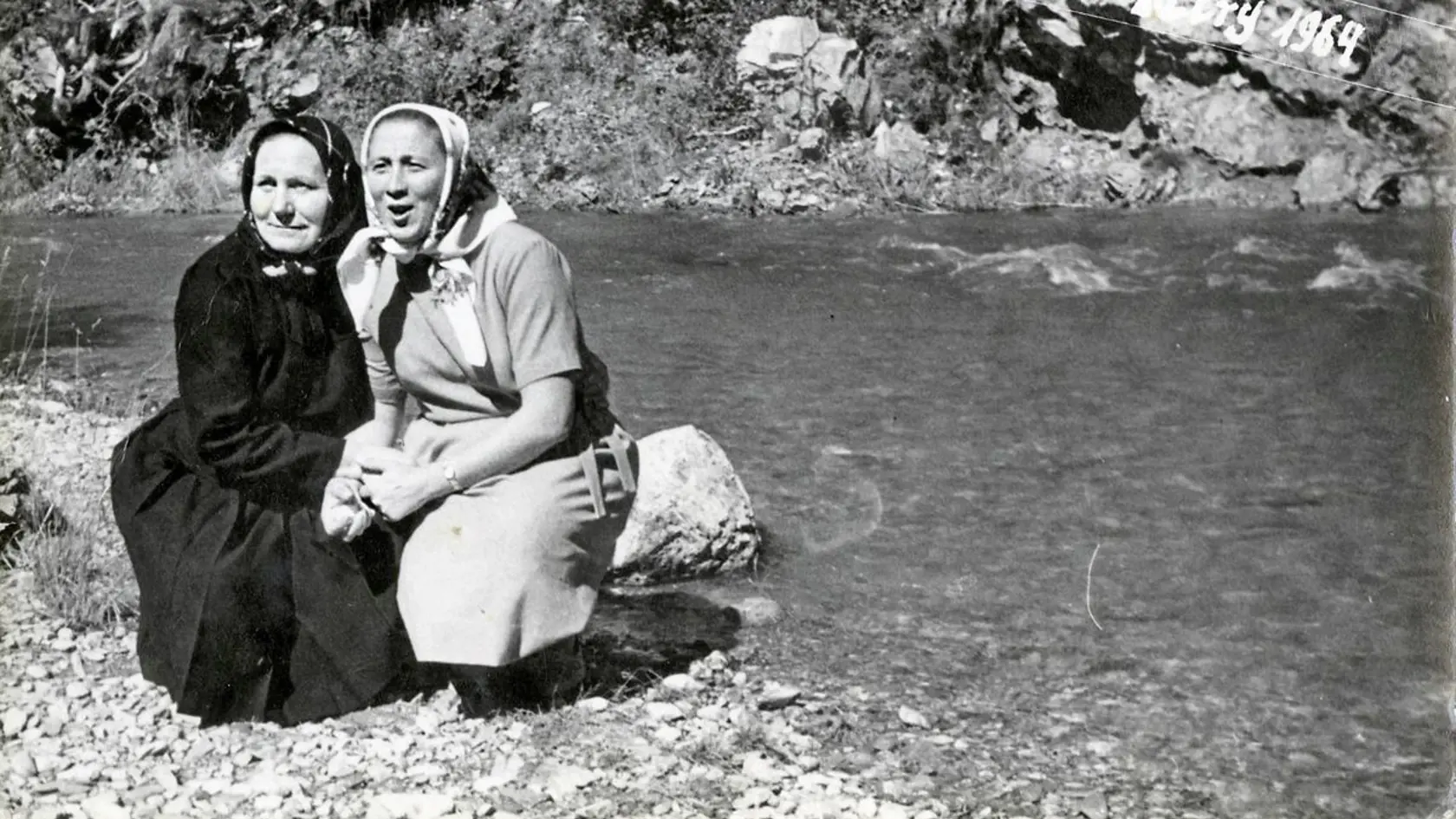 1964