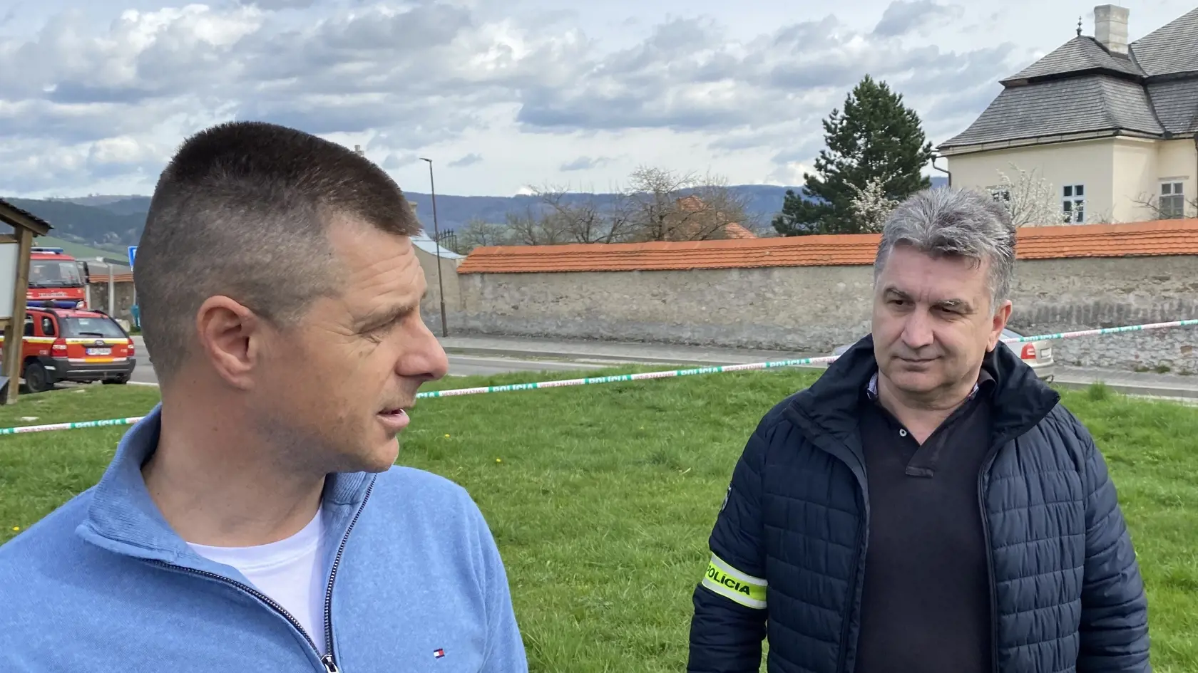 Na miesto nehody prišiel aj šéf dopravnej polície Rastislav Polakovič (vľavo) a prešovský krajský policajný riaditeľ Dušan Sabol.
