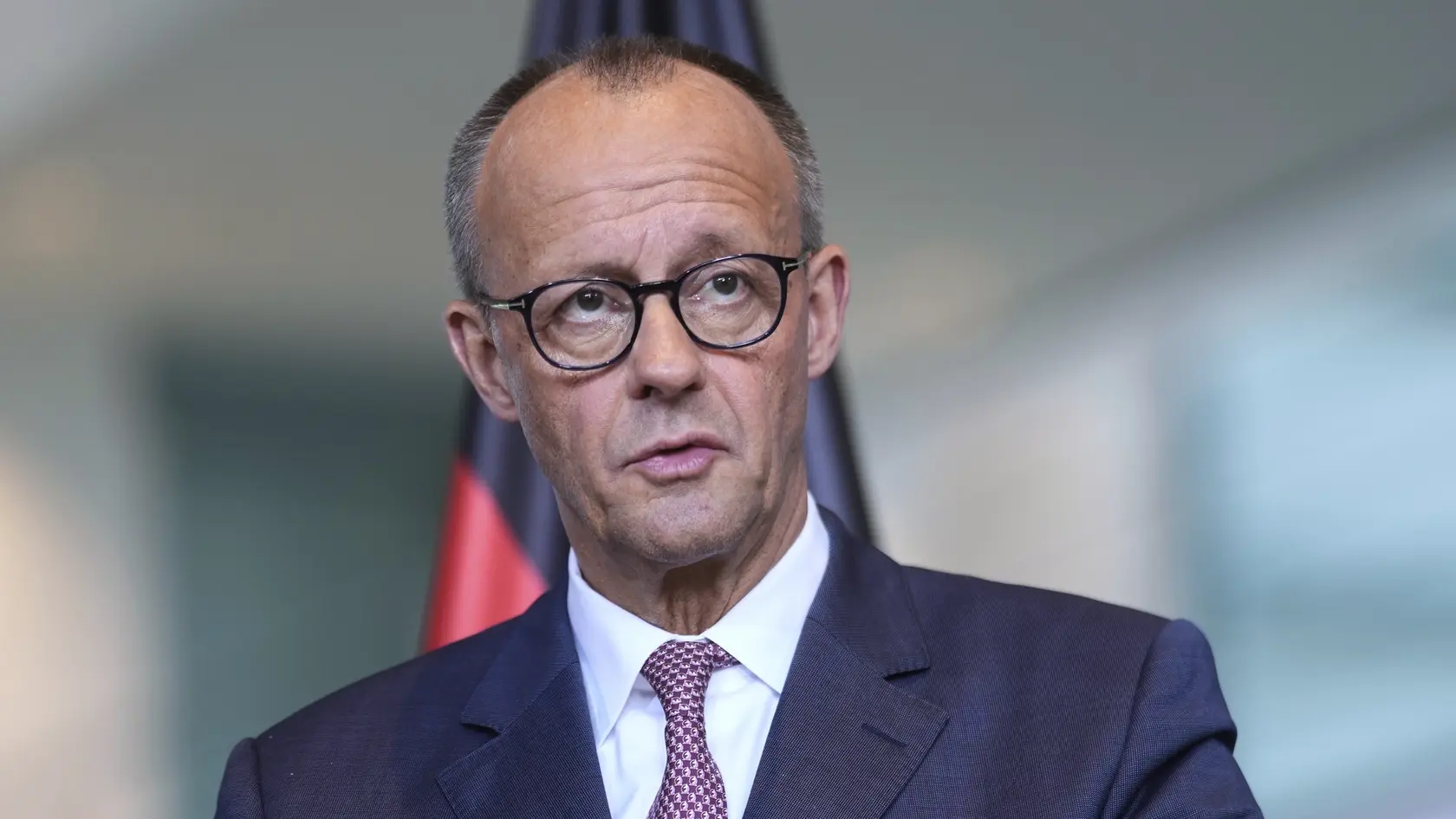 Napriek odporu Slovenska nemecký kancelár Friedrich Merz verí, že 27 členských štátov EÚ schváli 18. balík sankcií proti Rusku za jeho agresiu voči Ukrajine, ktorý navrhla Európska komisia, už na budúci týždeň.