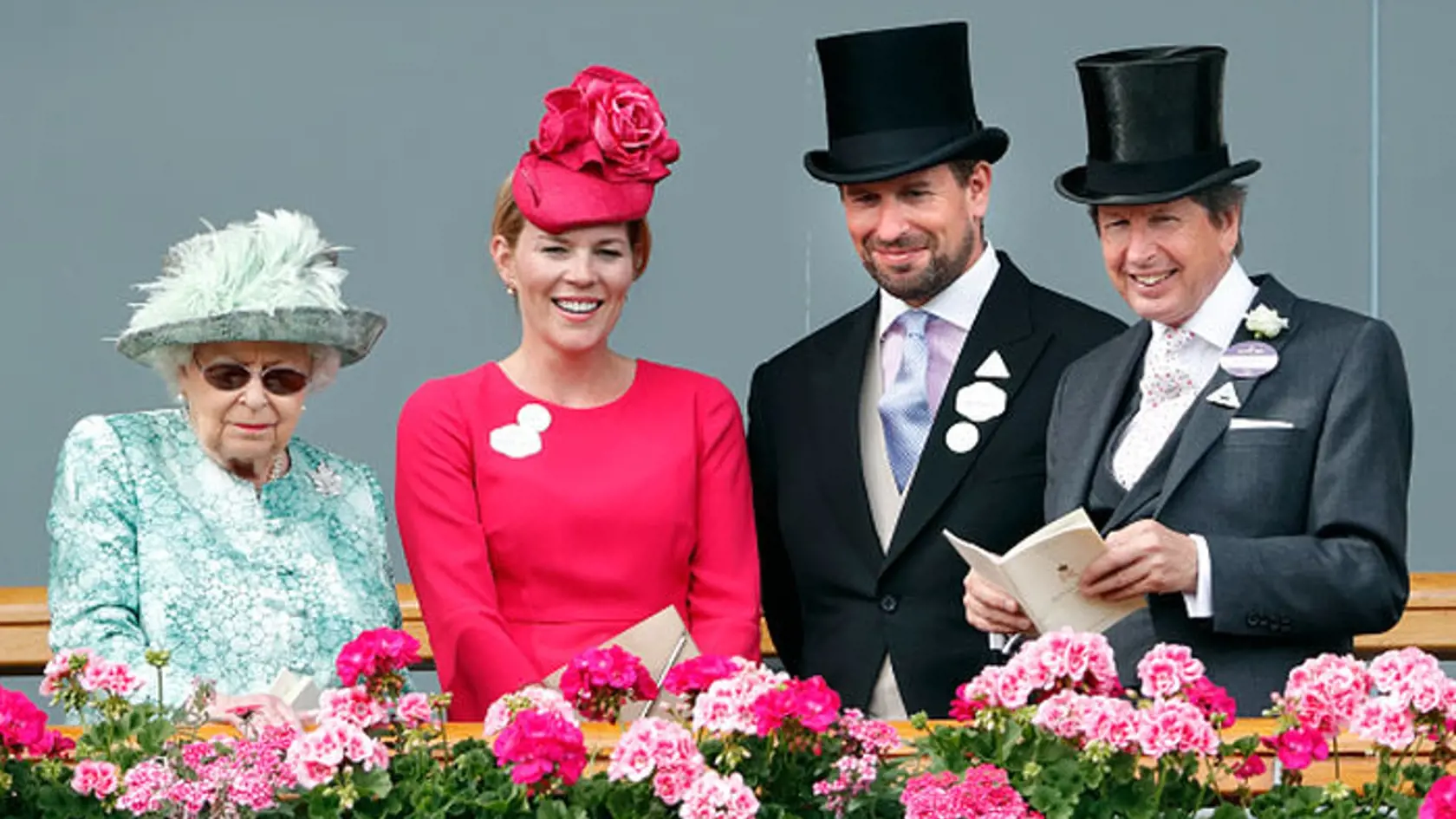 Peter (42) a jeho manželka Autumn Phillips (41) oznámili rodinám, že sa rozvádzajú.