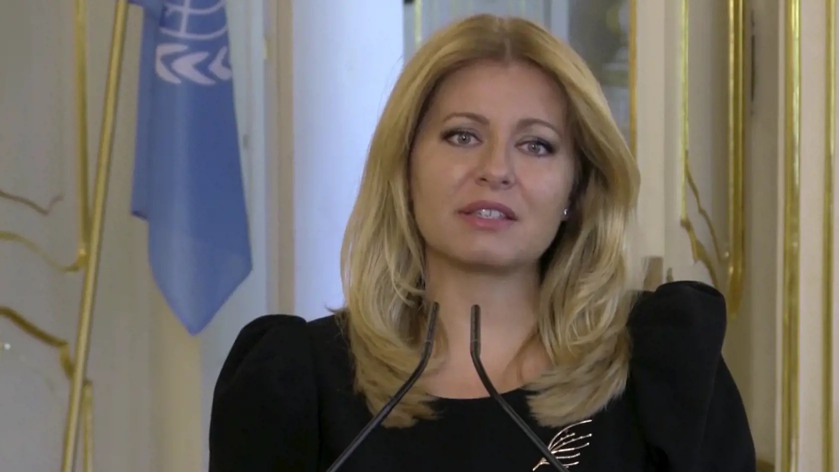 JB 7 New York - Na snímke z videa UNTV prezidentka SR Zuzana Čaputová počas videopríhovoru v rámci všeobecnej rozpravy 75. Valného zhromaždenia OSN v New Yorku 23. septembra 2020. Na vzájomnú solidaritu pri vývoji a výrobe vakcíny na ochorenie COVID-19 vyzvala jednotlivé krajiny sveta prezidentka SR Zuzana Čaputová v stredu počas svojho prejavu v rámci všeobecnej rozpravy 75. zasadnutia Valného zhromaždenia OSN. Čaputová apelovala na výmenu informácií medzi vedcami, výrobcami očkovacej látky a v