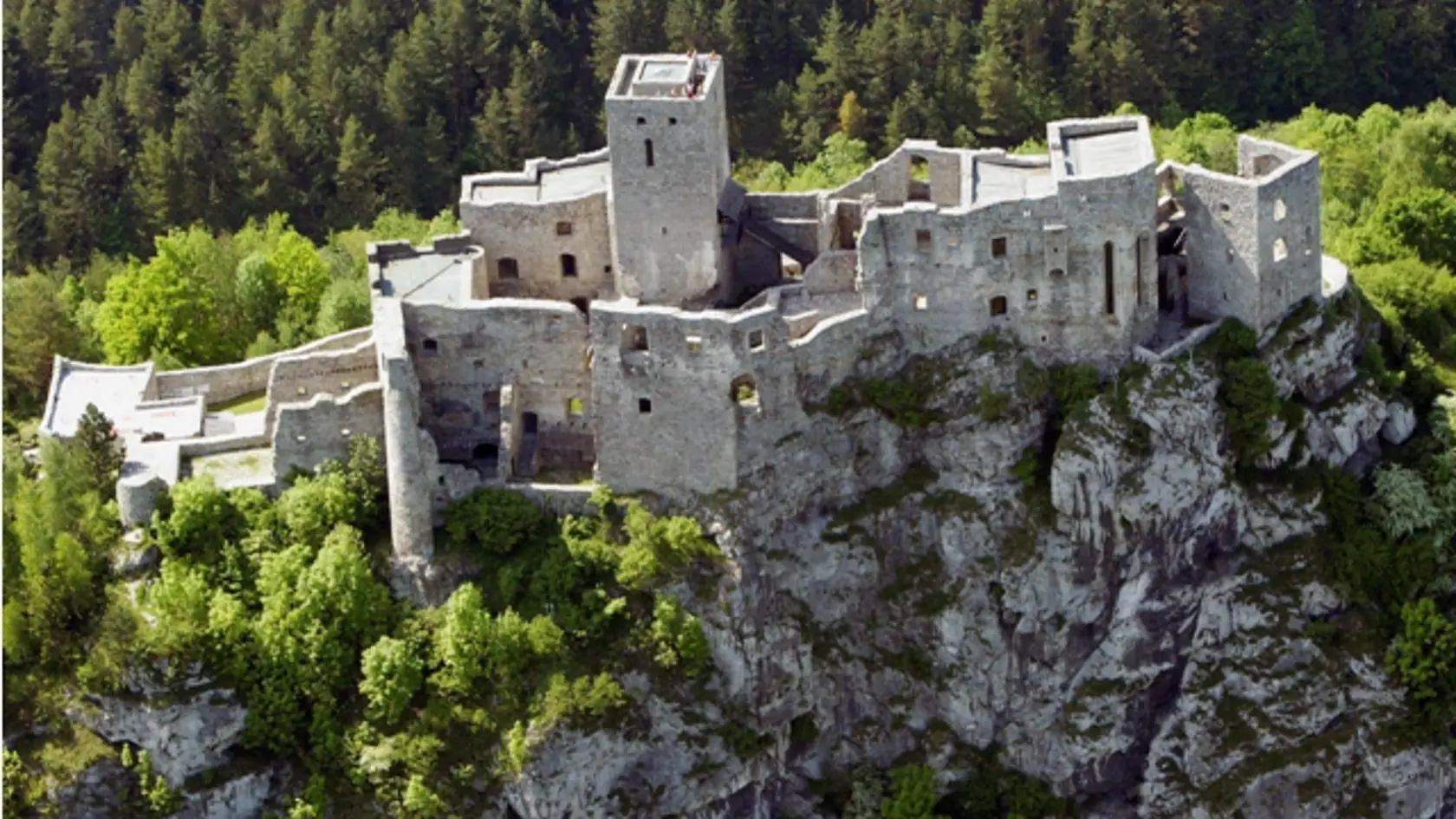Hrad Strečno