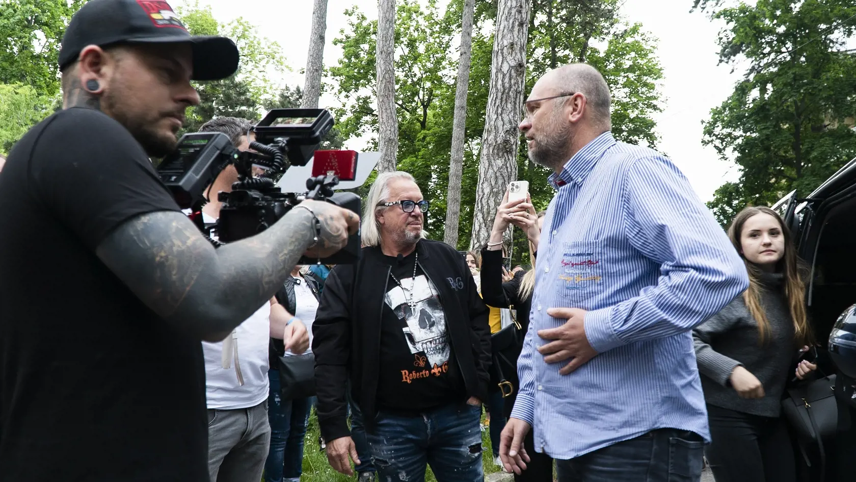 Do Pezinka Geissovcov priviezol minister hospodárstva Richard Sulík, ktorý ich predtým povodil po Devíne, Národnej rade SR aj Bratislavskom hrade.