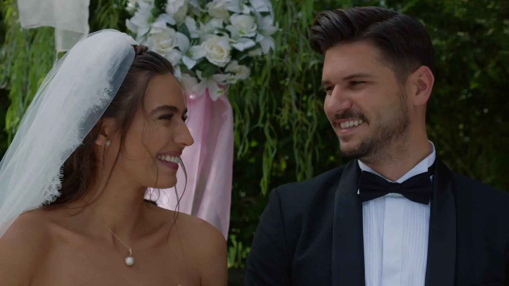 Budú Yigit a Nur opäť spolu a čaká ich rozprávková svadba?