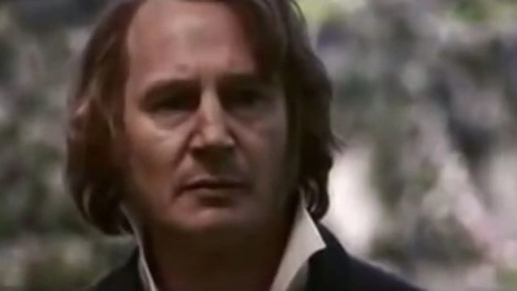Liam Neeson stvárnil hlavného hrdinu Jeana Valjeana. 