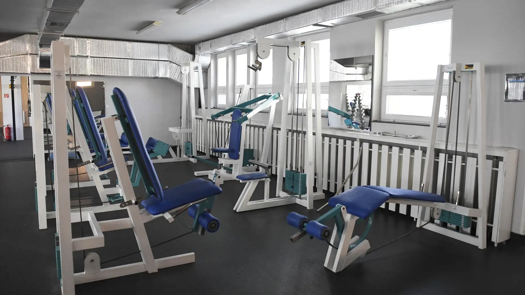 Fitnescentrá museli opäť zatvoriť, môžu však žiadať náhradu pri poklese tržieb alebo náhradu platu zamestnancov.
