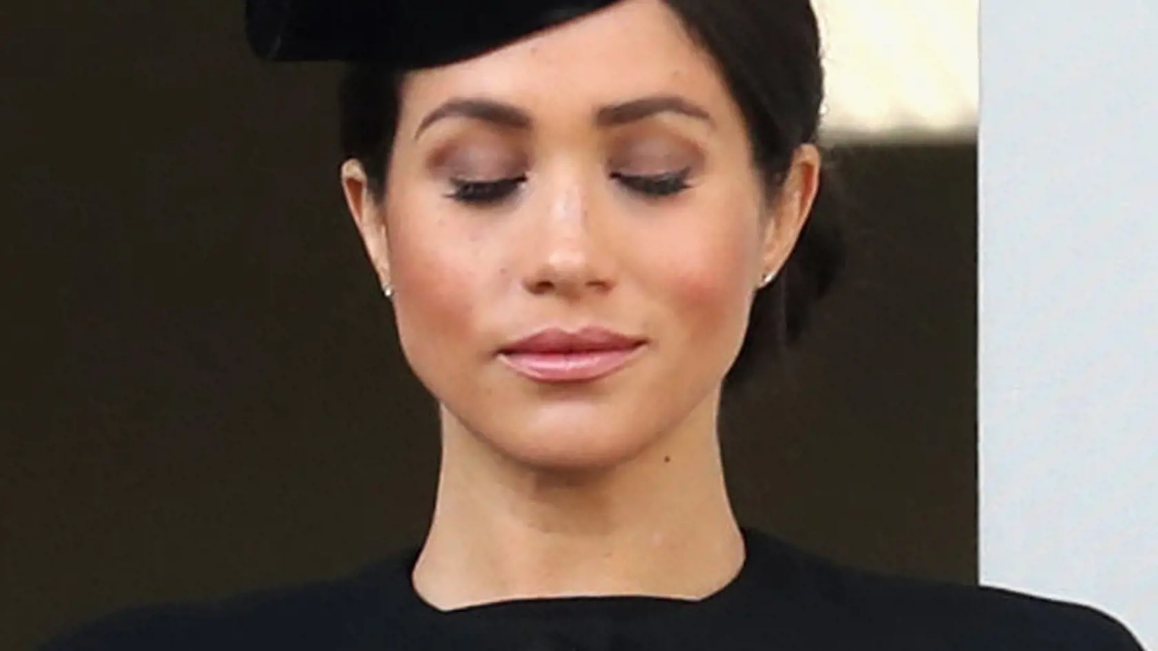 Vojvodkyňa Meghan opakovane v rozhovoroch označuje britskú kráľovskú rodinu za toxickú. Najnovšie vo svojom podkaste na platforme Spotify prehovorila o tom, ako vypukol v Archieho izbe požiar a ju ďalej nútili, aby pokračovala na turné po Južnej Afrike v oficiálnom programe...