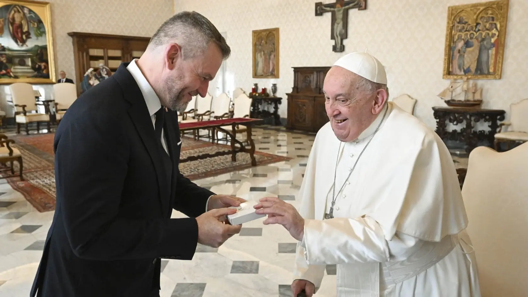 Peter Pellegrini sa stretol s pápežom Františkom!