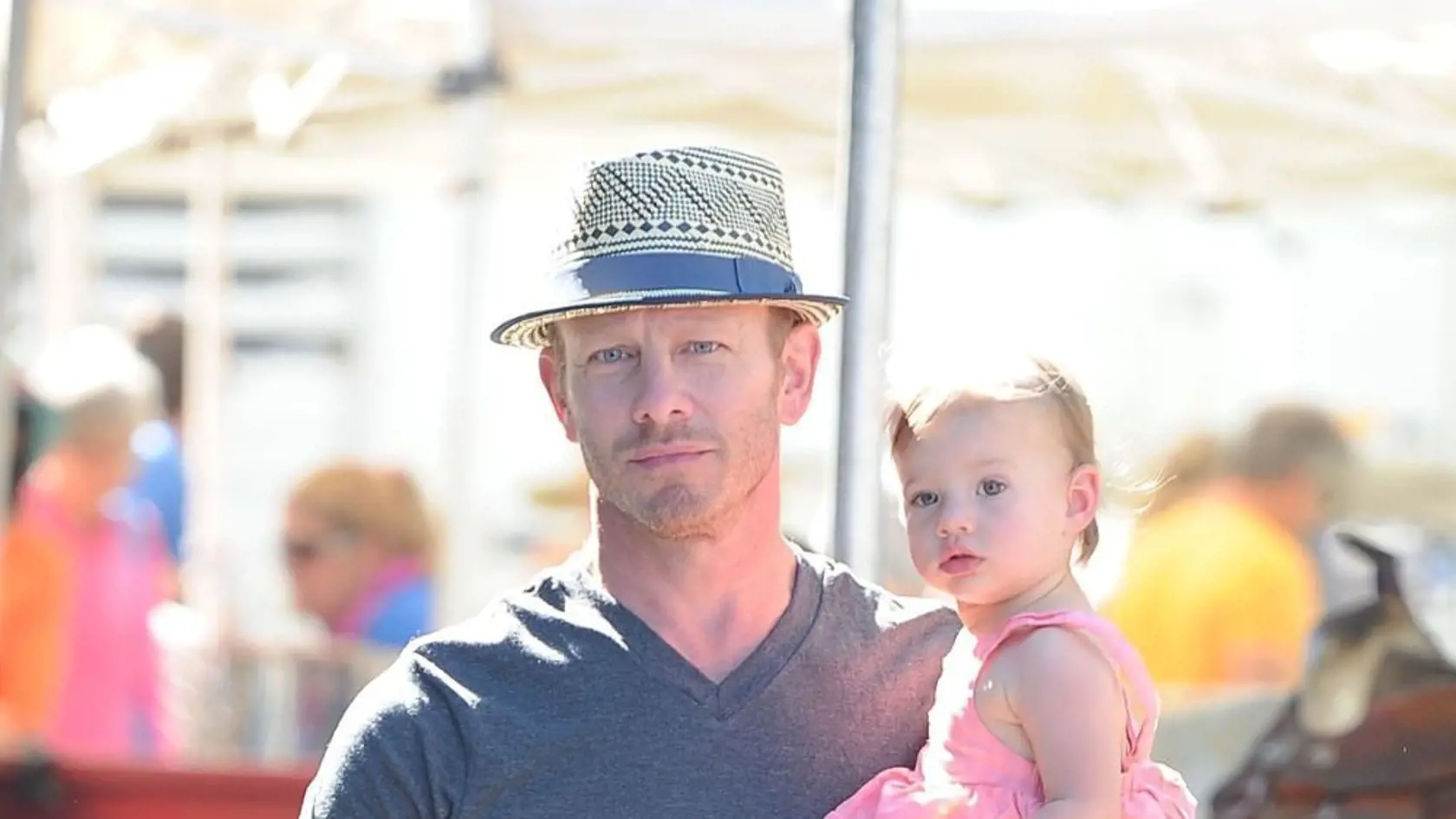 Ian Ziering vzal manželku a svoje dve dcéry