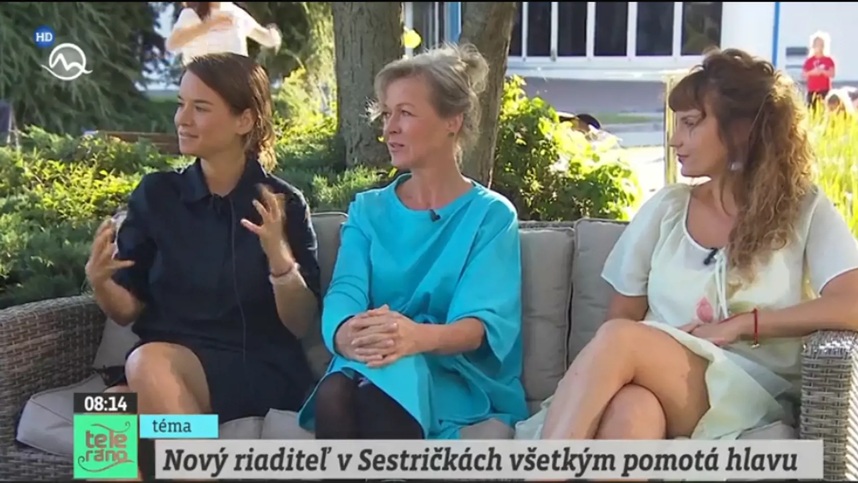 Herečky zo seriálu Sestričky v Teleráne.