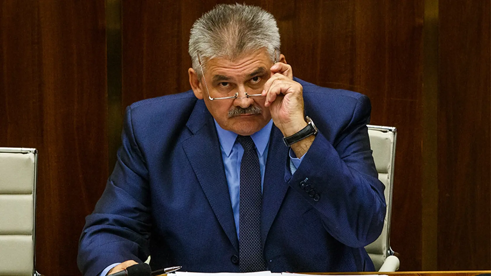 Premiérovi gratuloval aj Ján Richter.