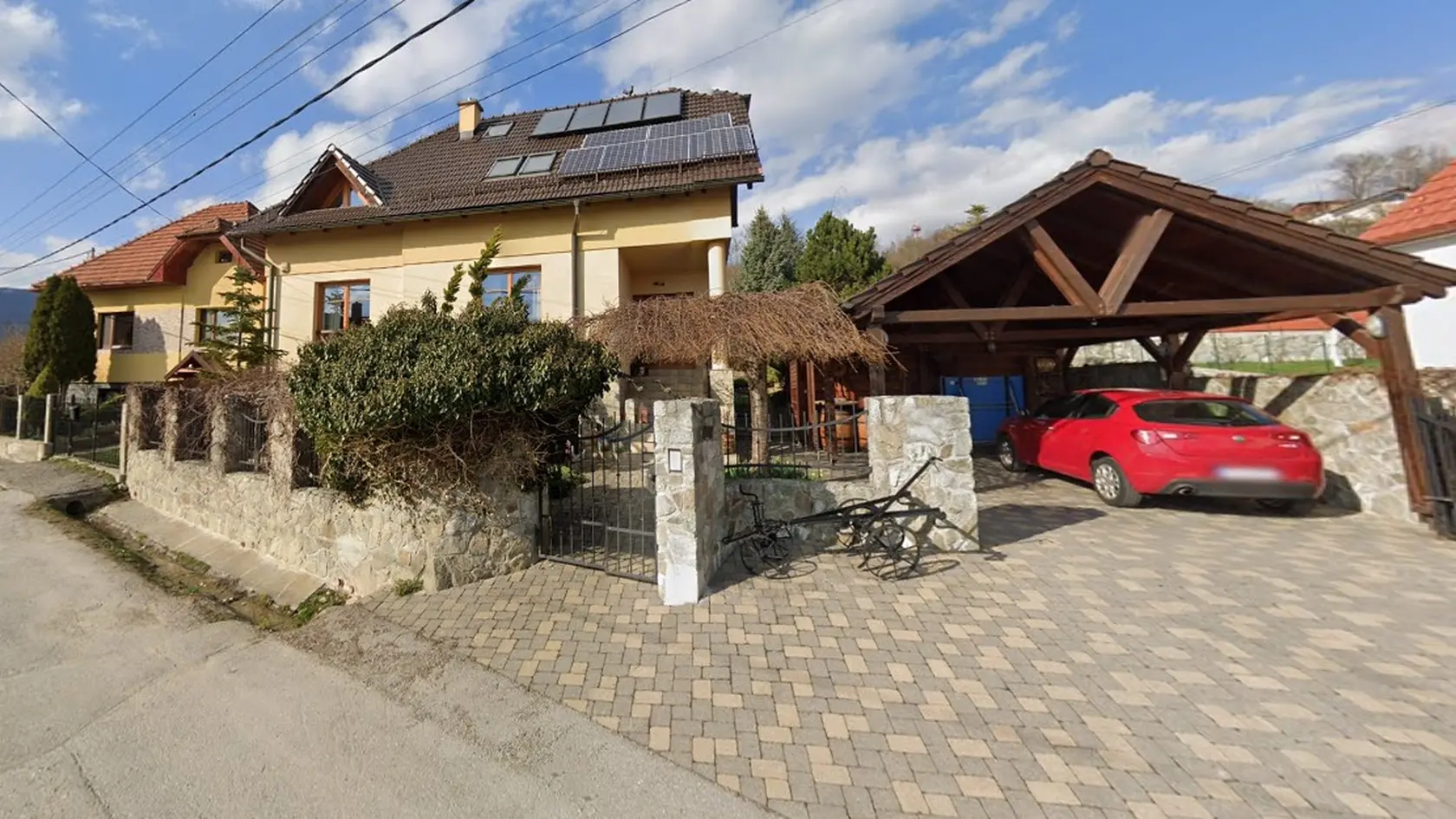 Ženu prepadli v dome v obci Turčianske Kľačany.