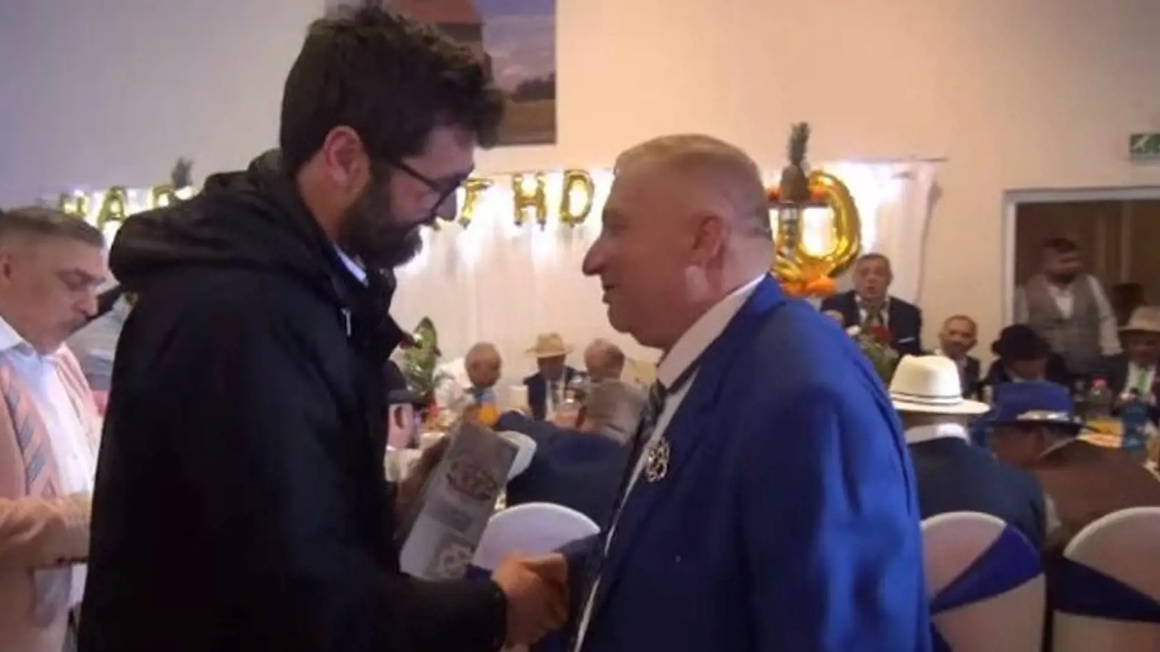 Vajdu Štefana Lakatoša si vážia v Nitre nielen Rómovia, preto mnohým zaskočilo, že dopustil v kulturáku neporiadok
