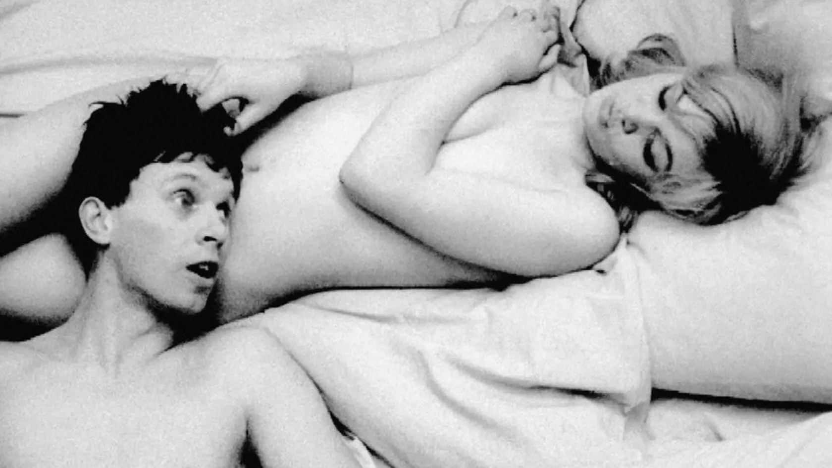 Sestra Formanovej  prvej manželky Jany Brejchovej, Hana Brejchová, si zahrala vo filme Lásky jednej plavovlásky (1965). Jana vraj veľmi žiarlila na sestrin úspech.