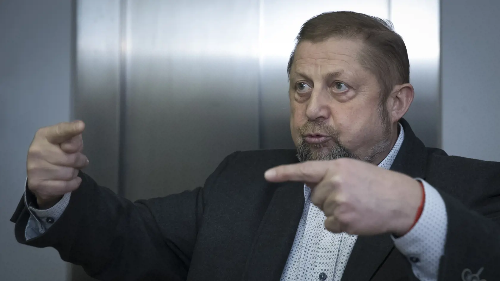 Štefan Harabin: „Postupoval som niekedy nezákonne? Kedy mi niečo vytkli? Nikdy. Môj syn ide v mojich šľapajách. Daňko je politický náčelník, nie vyšetrovateľ. A je aj právny idiot.“