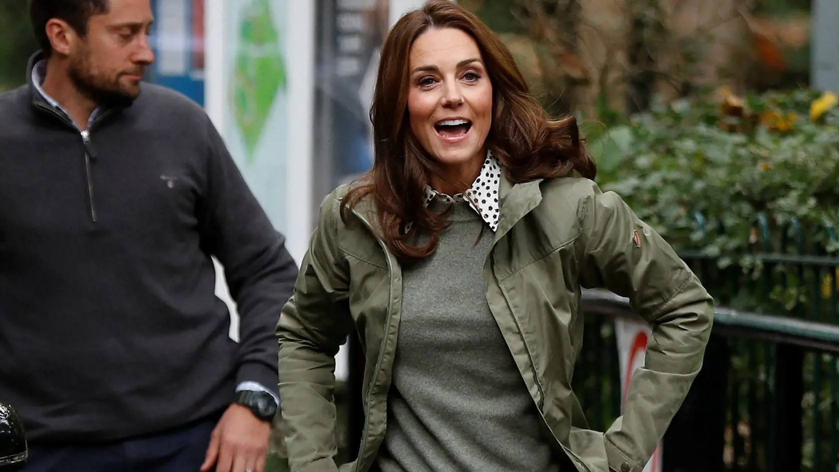 O tehotenstve Kate Middleton sa špekuluje už istý čas a jej priaznivci sa doslova chytajú každej možnej indície, ktorá by mohla nasvedčovať tomu, že je opäť v požehnanom stave. Podľa expertov má trojnásobná mamička v najbližšej dobe oznámiť ďalšiu radostnú novinu.