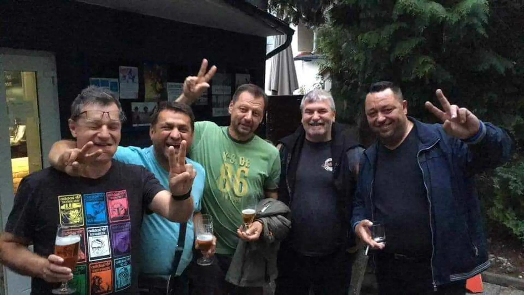 Spomienková fotografia gitaristu Dušana Giertla z čias, keď sa s členmi skupiny Ventil stretávali v Prahe aj s Danielom Valim.
