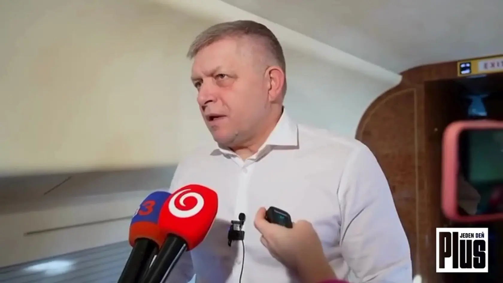 Premiér Robert Fico (Smer) do Brusela nedoletel: Lietadlo sa otočilo
