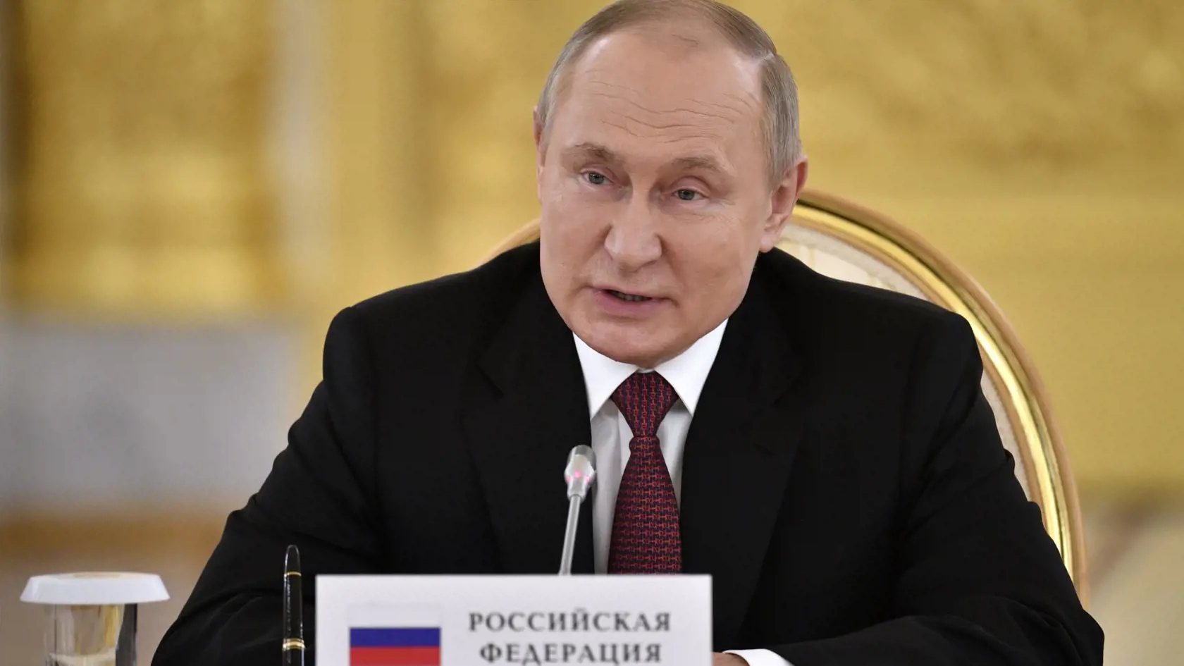Na archívnej snímke zo 16. mája 2022 ruský prezident Vladimir Putin.