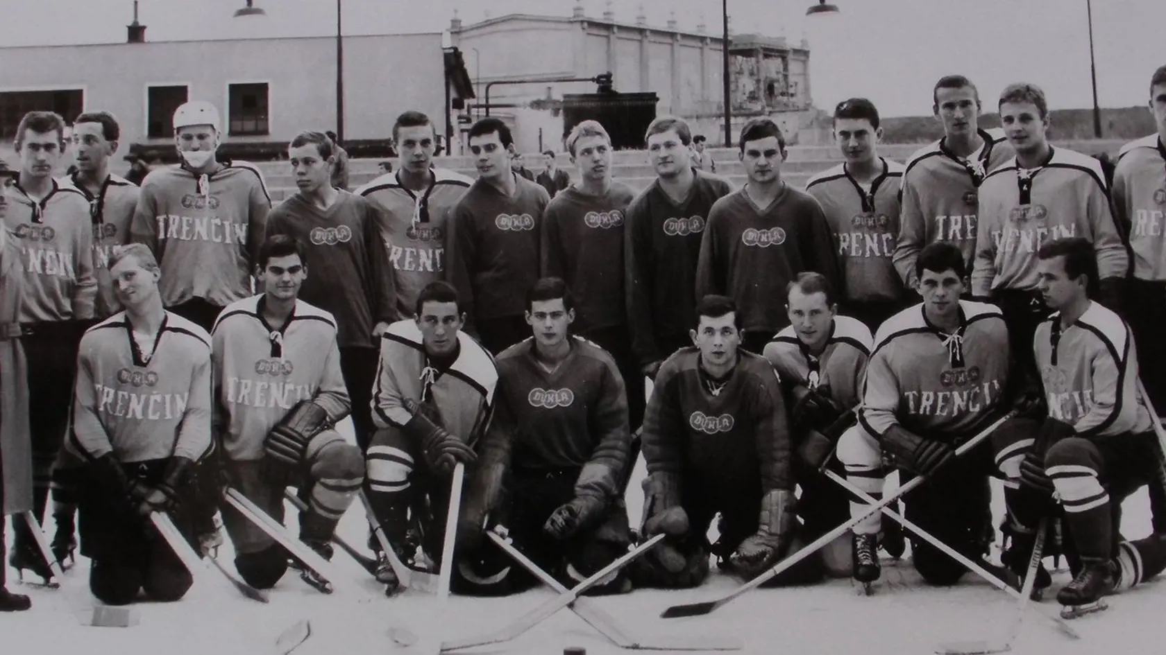 Tím Dukly Trenčín v roku 1967, Vladimír Vůjtek