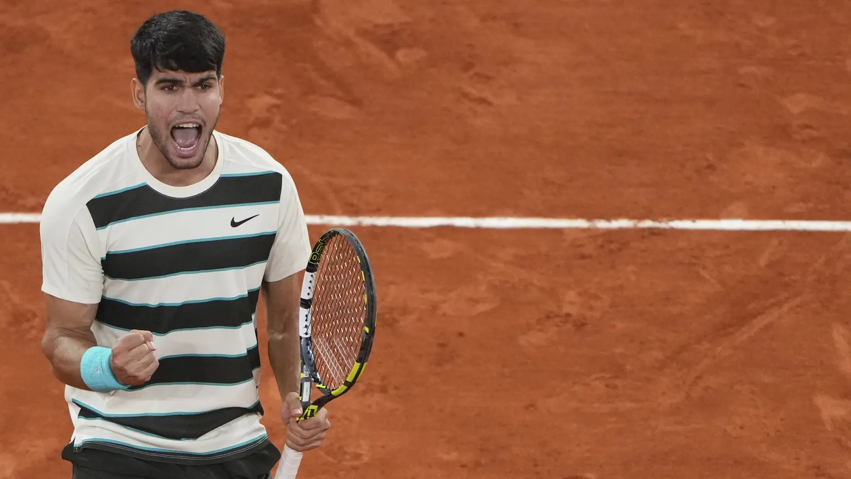 Carlos Alcaraz postúpil do finále Roland Garros.