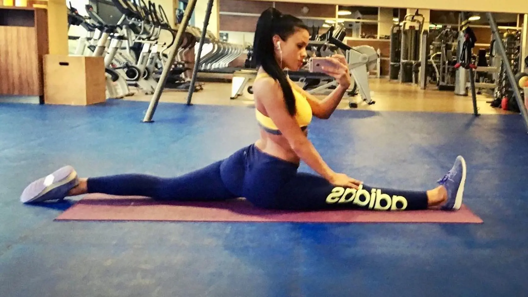 Virgínia Buberníková pôsobí ako fitness trénerka.