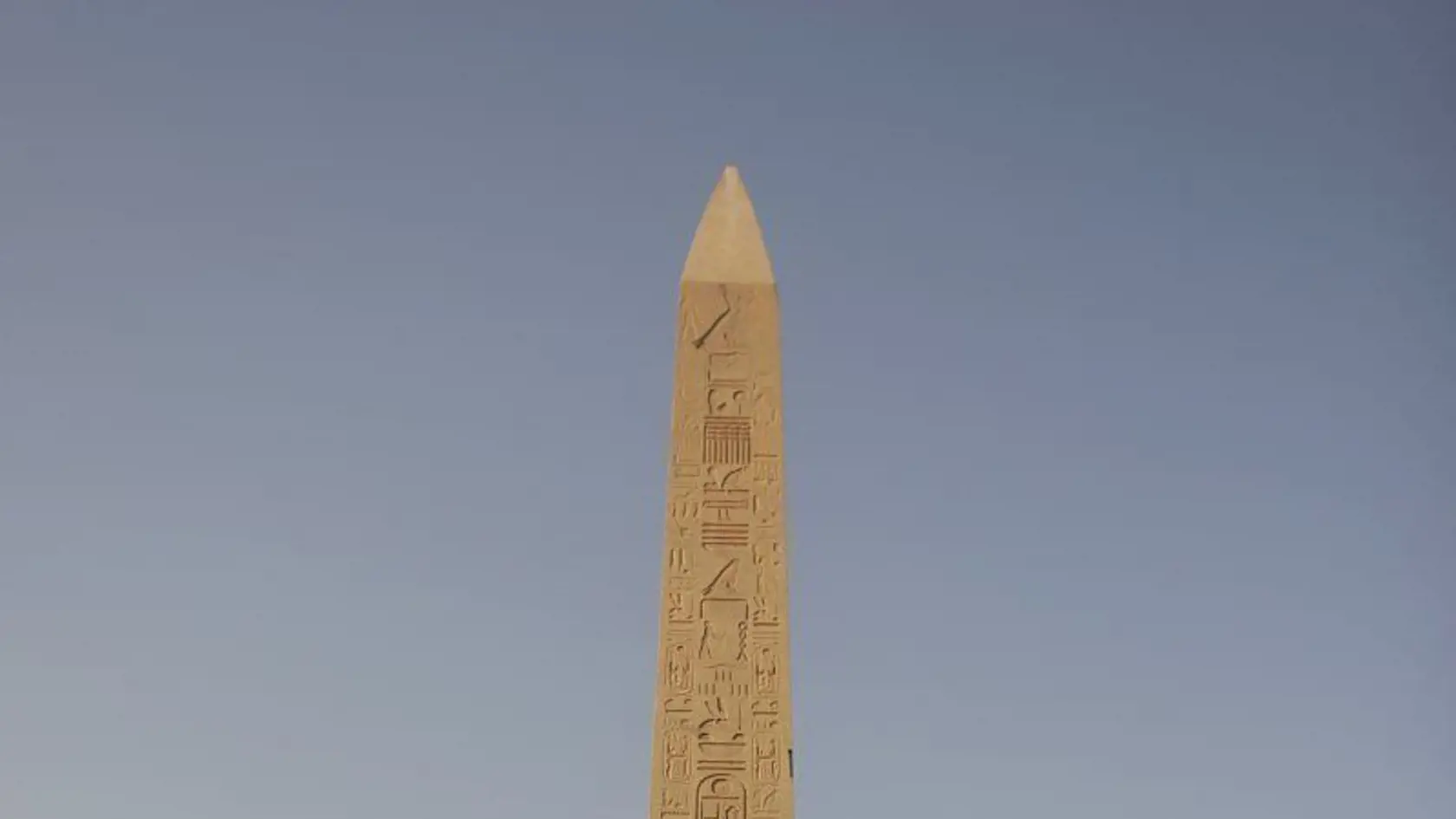 Vítězný obelisk egyptské královny Hatšepsut.