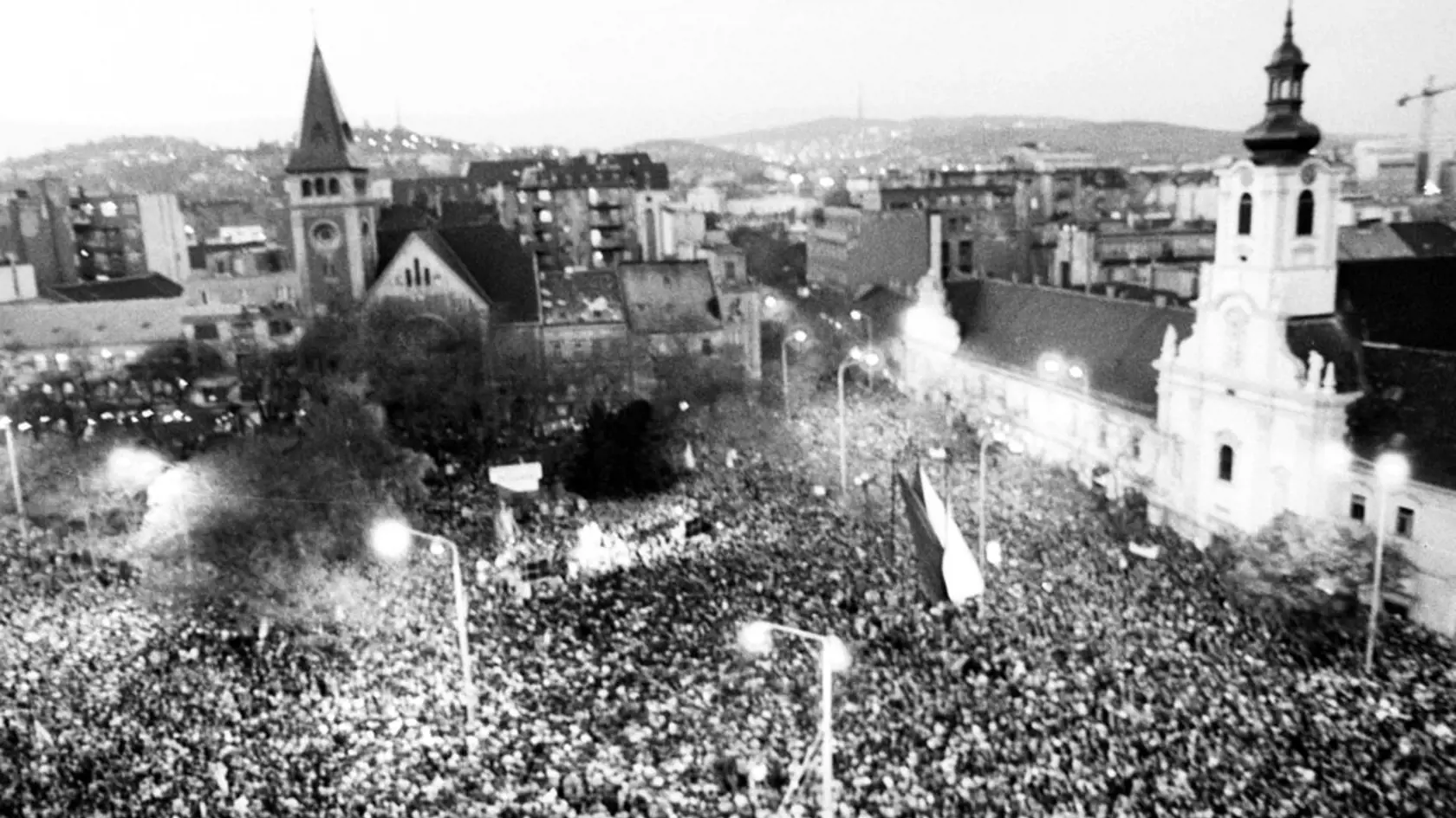Bratislava v novembri 1989.