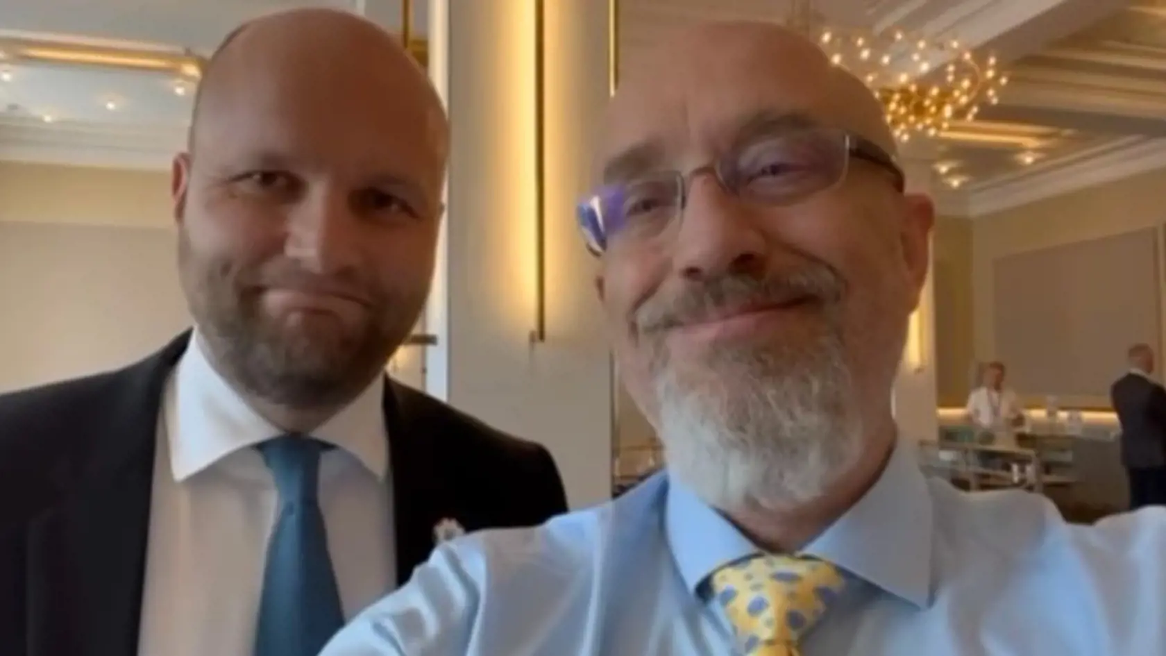Jaroslav Naď a ukrajinský minister obrany Reznikov.