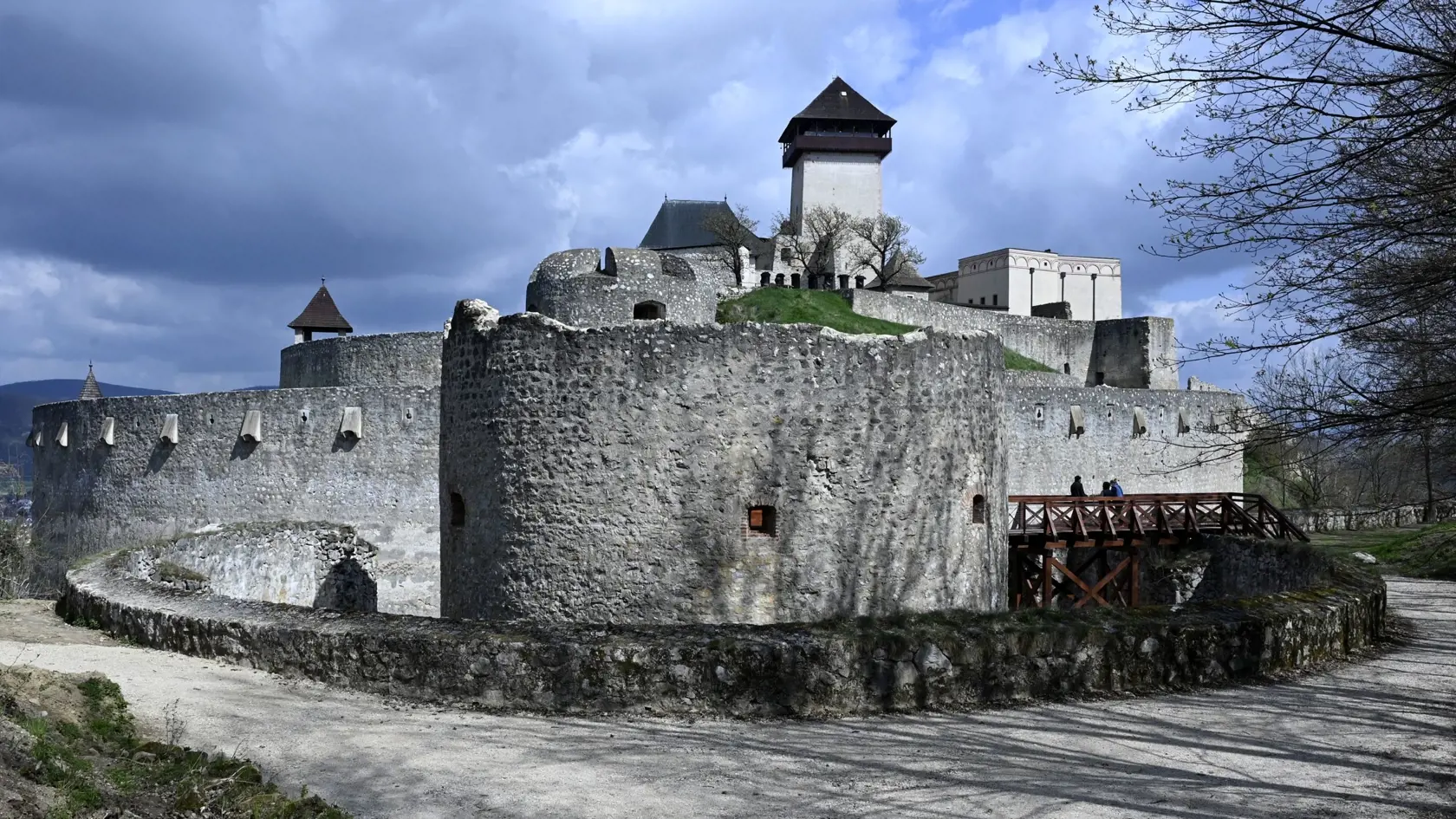 Trenčiansky hrad ukrýva ešte mnoho tajomstiev.
