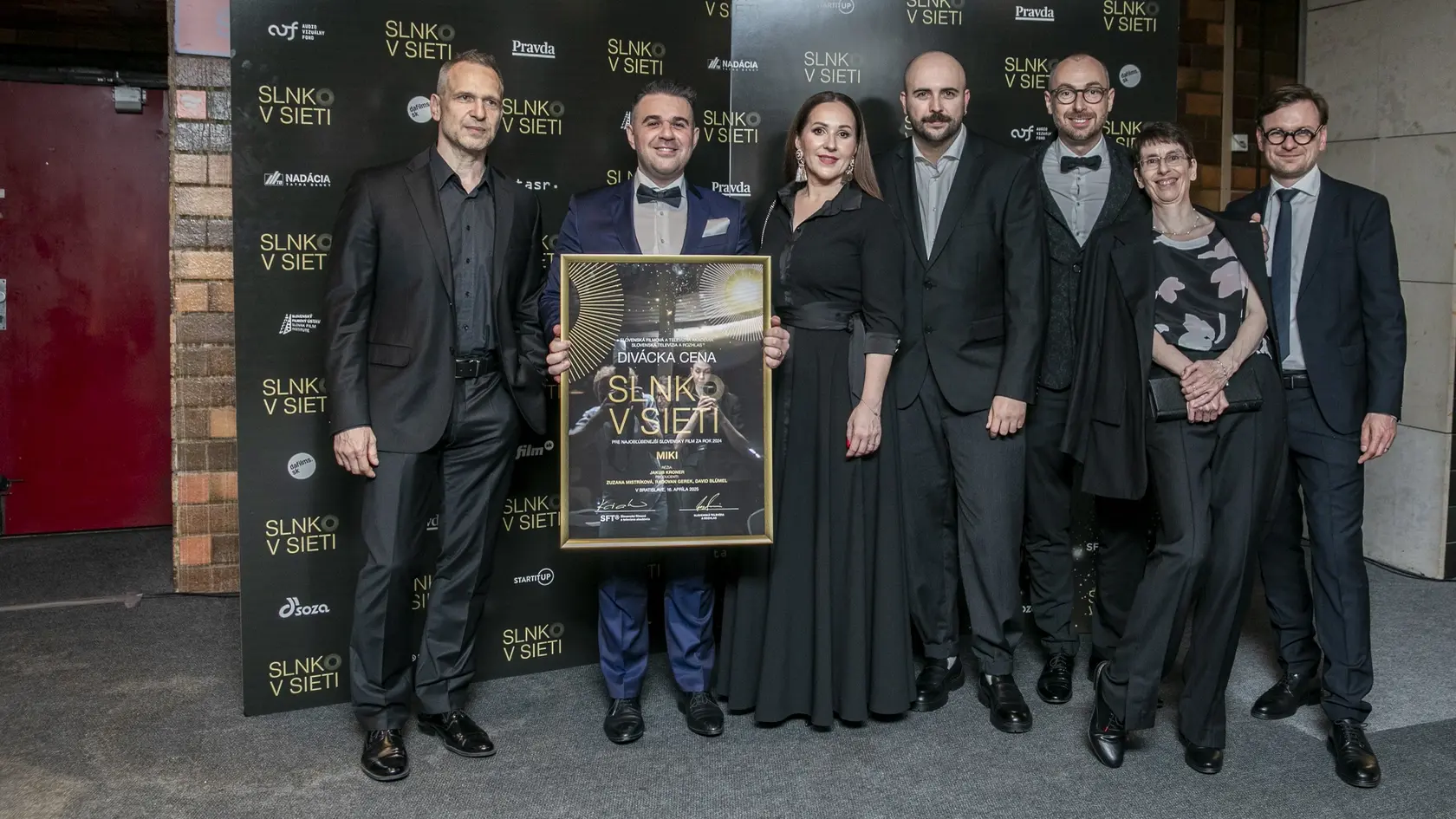  Na snímke je slávnostné odovzdávanie cien Slnko v sieti za rok 2024.
