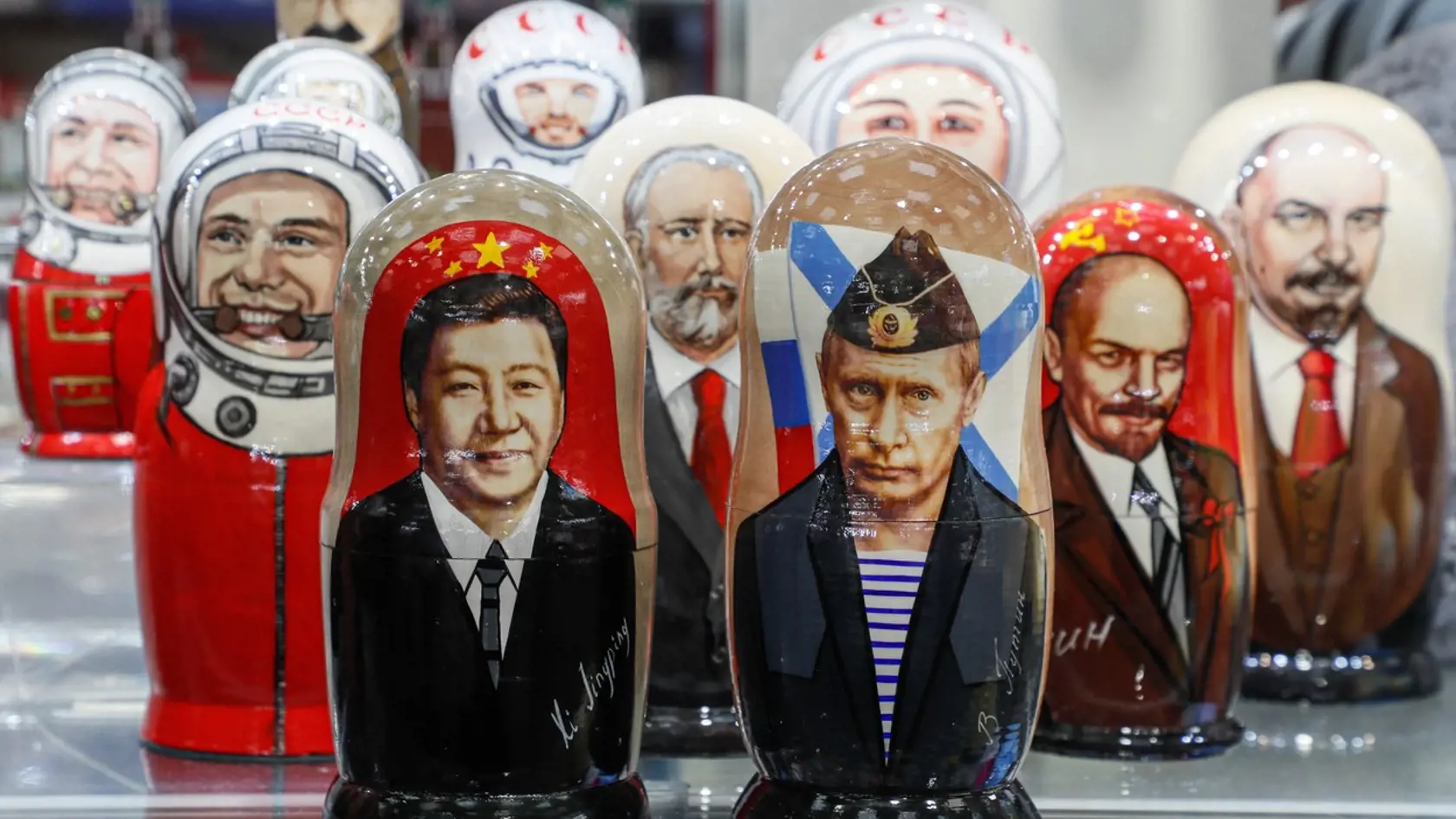 Si Ťin-pching priletel do Moskvy, kde sa stretne s Putinom