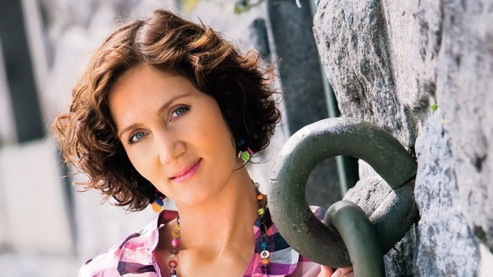 Pri moderovaní Pošty pre teba si Ester Janečková