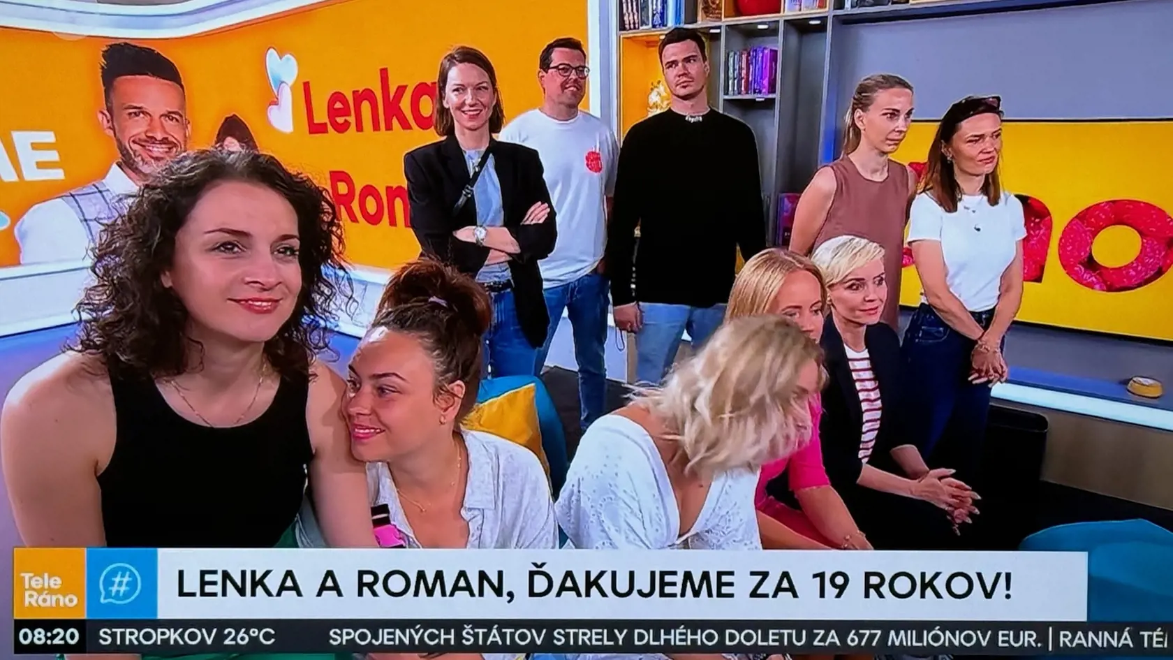 Posledné vysielanie Lenky a Romana. Šóošová sa rozplakala. Takto vyzerala jej rozlúčka s Teleránom.