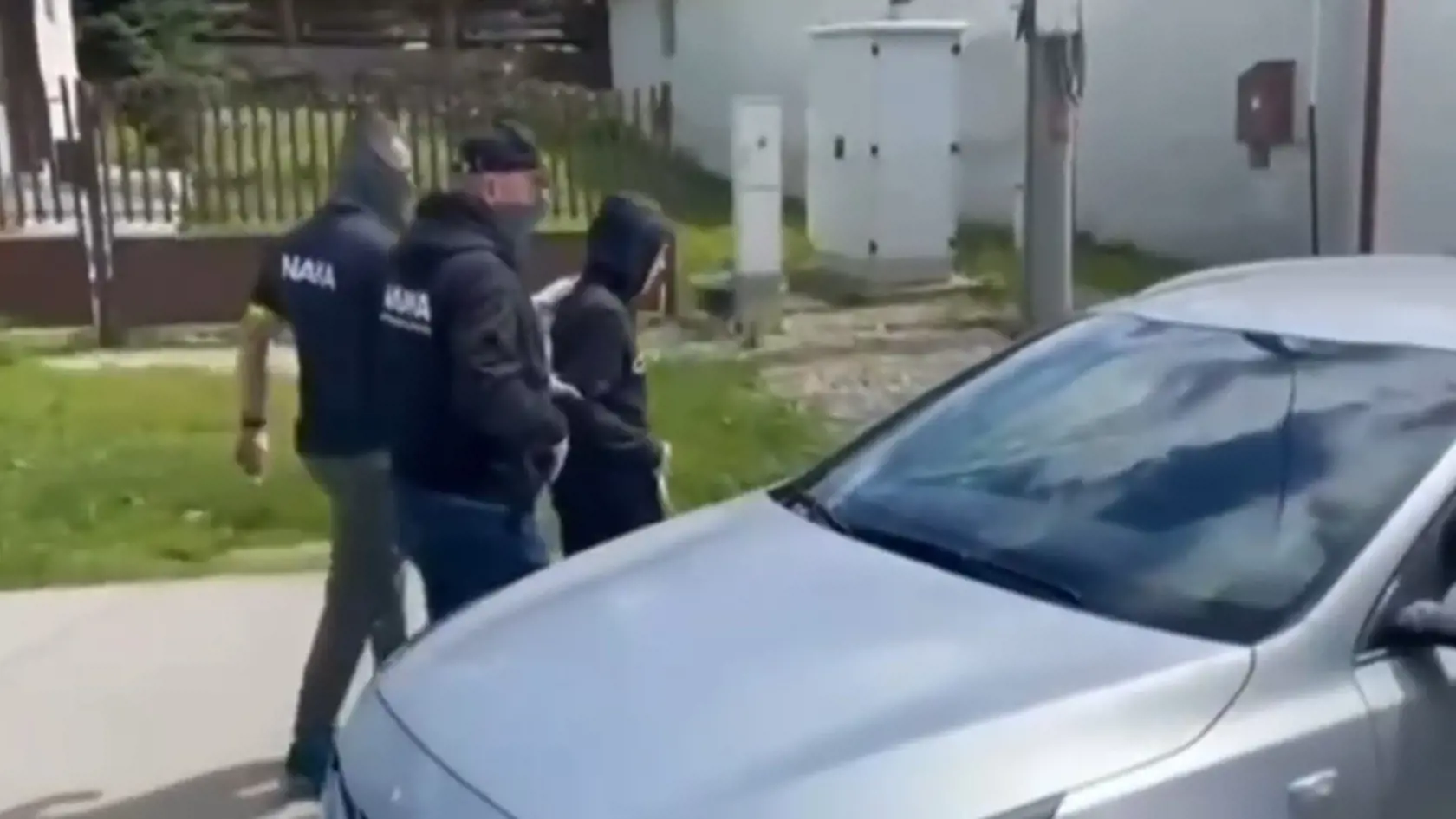 NAKA zadržala len 14-ročného tínedžera. Mal poslať poplašnú správu o bombovej hrozbe do jednej zo škôl v Brezne,