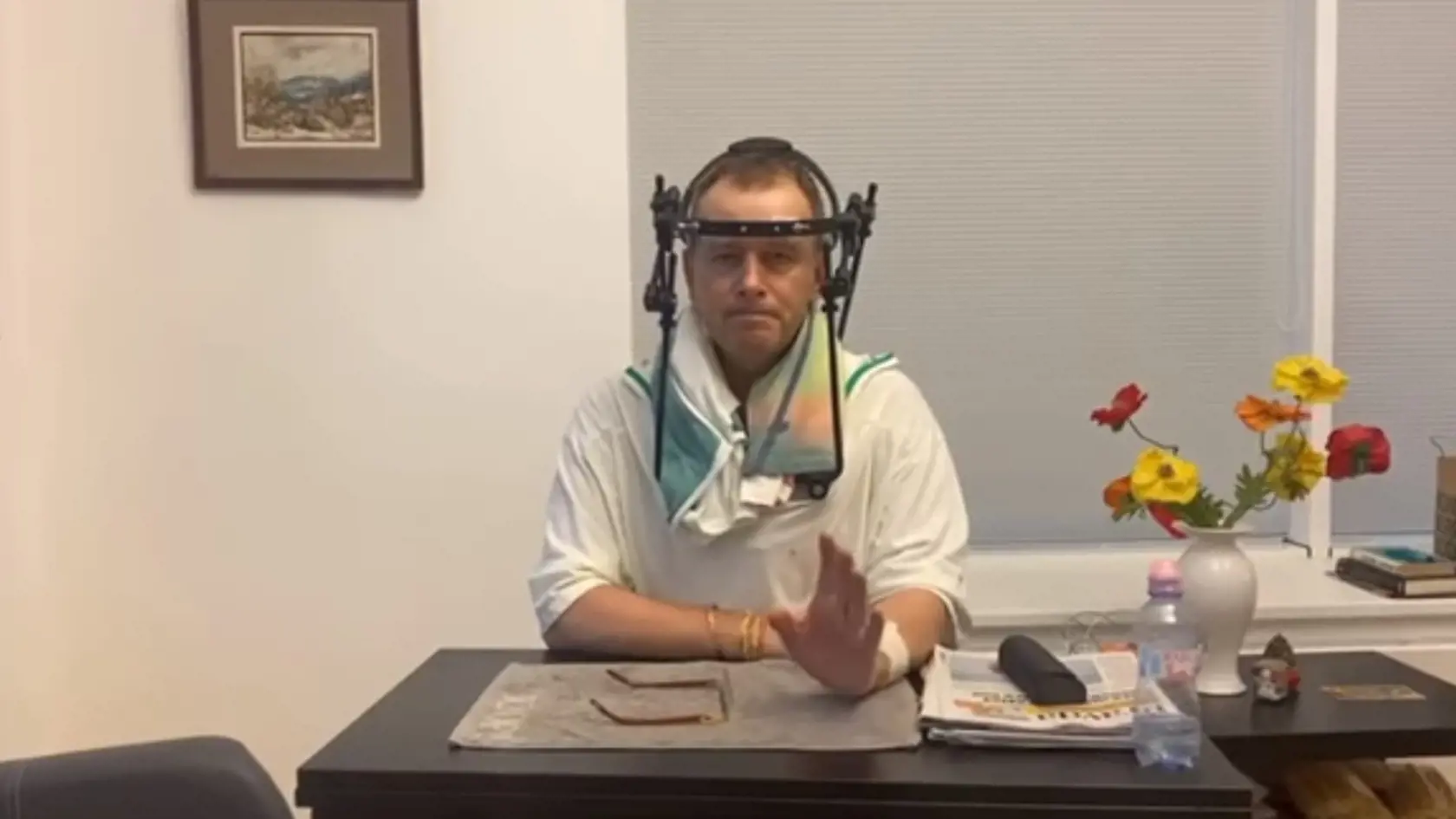 Boris Kollár posiela videoodkazy z nemocnice.