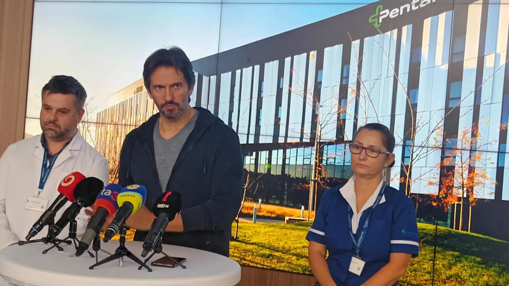 Minister obrany Robert Kaliňák inormuje o výbuchu vo Vojenskom a technickom skúšobnom ústave Záhorie.