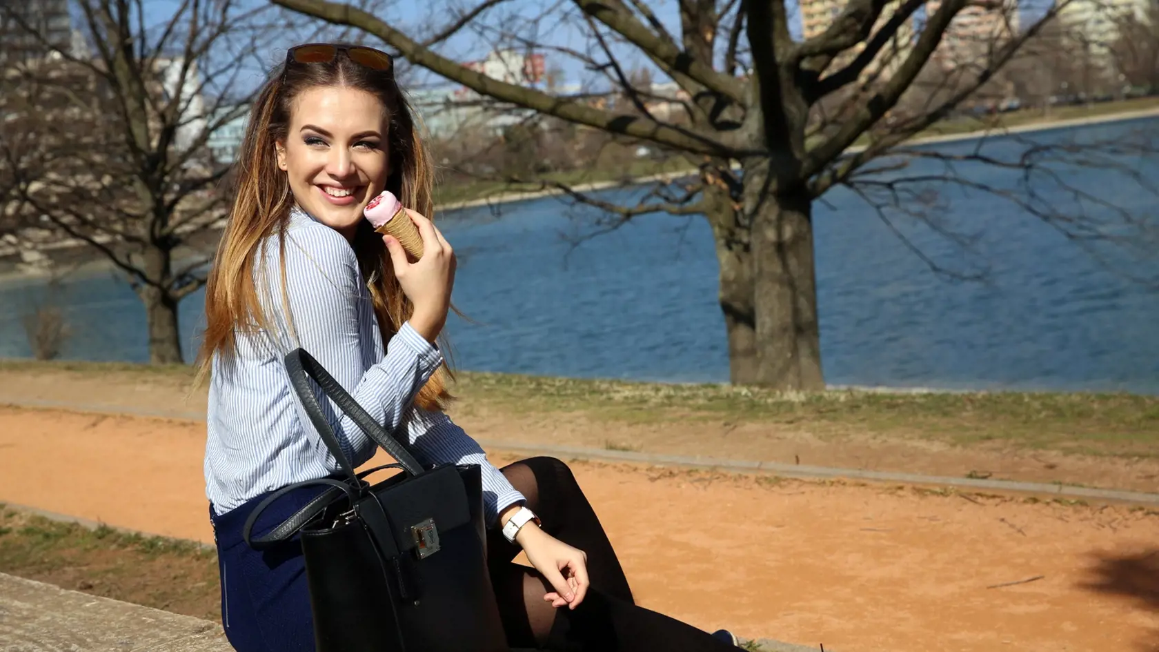 Nedostatok vitamínu D sa podpíše pod mrzutosť, smútok, nedostatok spánku, ale aj oslabenú imunitu. 