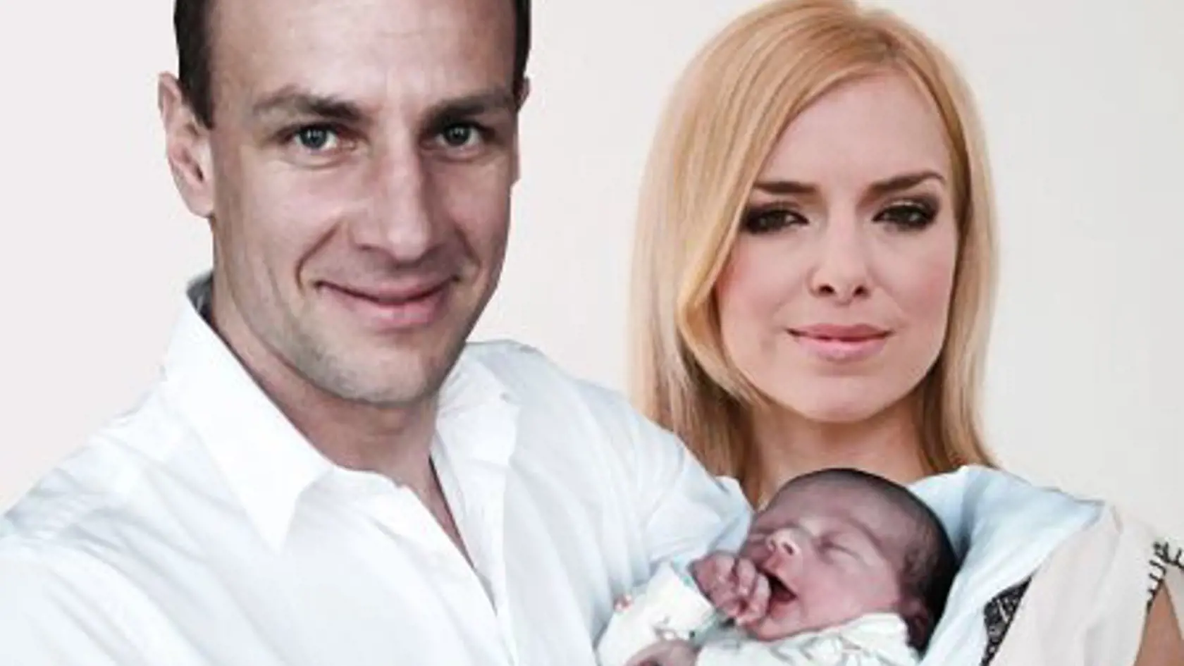 Šťastný Patrik a Zlatica so svojím pokladom Leom. 