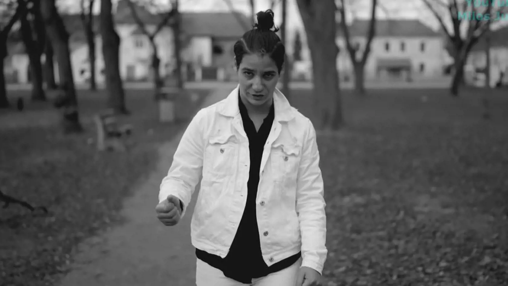 Gyöngyi Bodišová v klipoch, ktoré vydala za posledný rok. Majú státisíce videní.