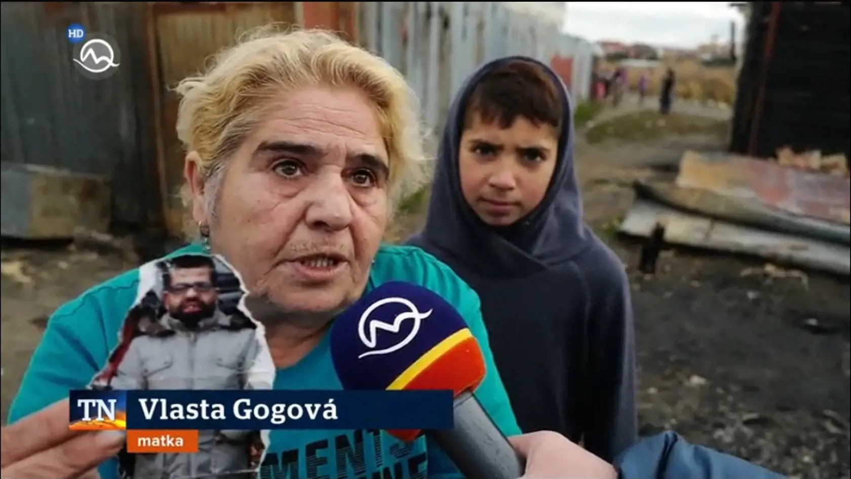 Zronená matka syna márne hľadá. 