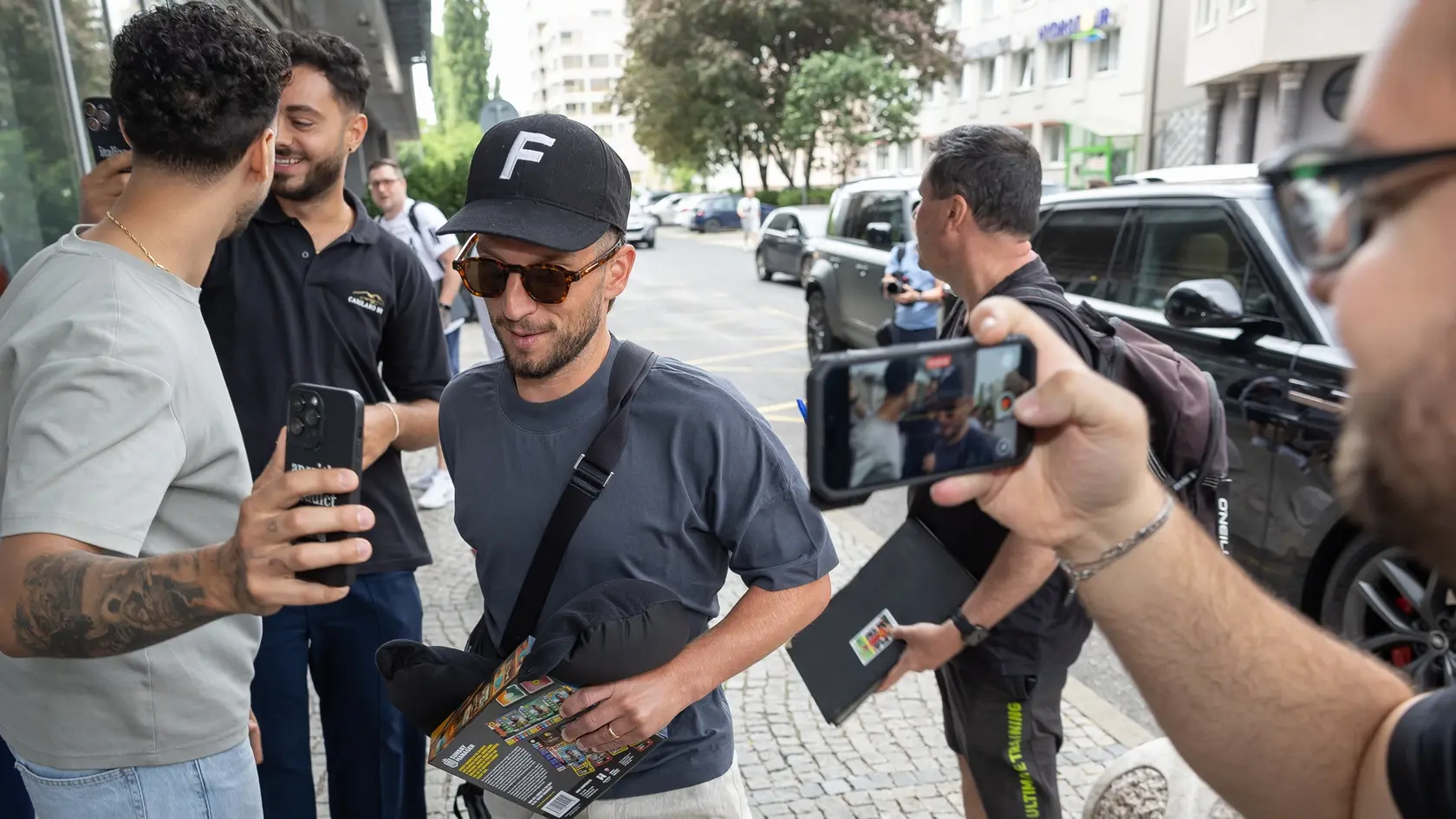 Belgický futbalista Dries Mertens si Hamšíkovu rozlúčku nenechal ujsť.